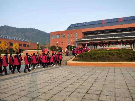 山東省實(shí)驗(yàn)中學(xué)濟(jì)南英才高級中學(xué)韶山研學(xué)旅行_湖南研學(xué)旅行網(wǎng)