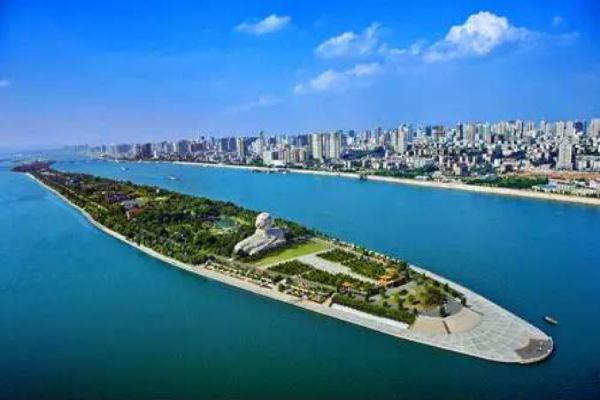 長(zhǎng)沙橘子洲頭