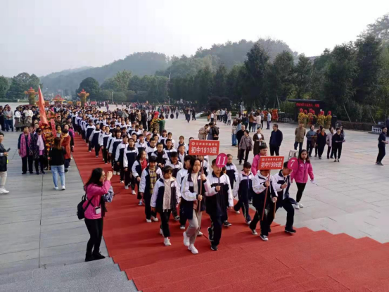 花塘縣華鑫學校韶山研學旅行_湖南研學旅行網(wǎng)